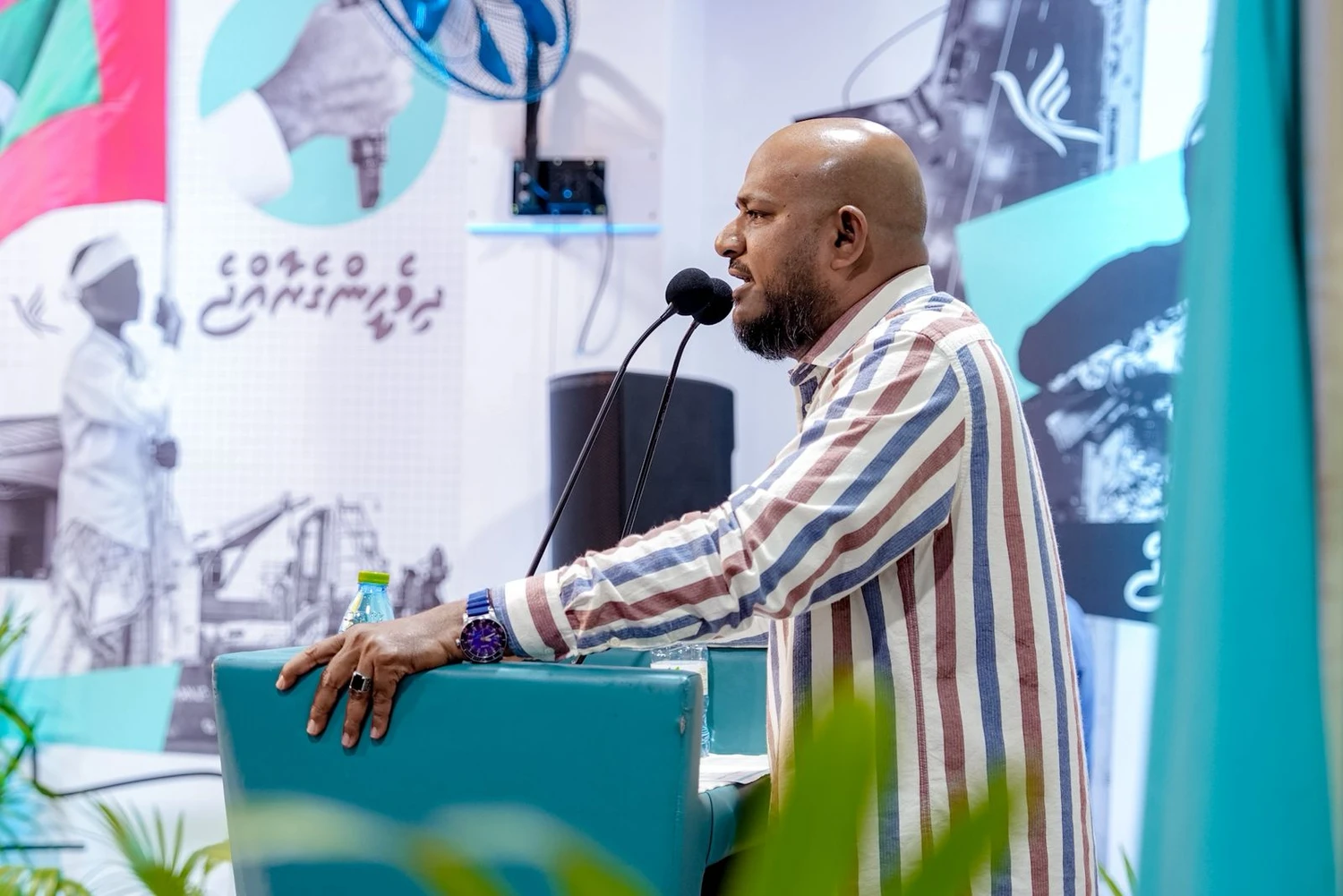 Image for ނުދެއްކޭނެ ކަމުގައި ބުނި ދަރަނި ރައީސް ޑރ.މުޢިއްޒުގެ ސަރުކާރުން ދައްކައިފި: ޝުޖާއު  service