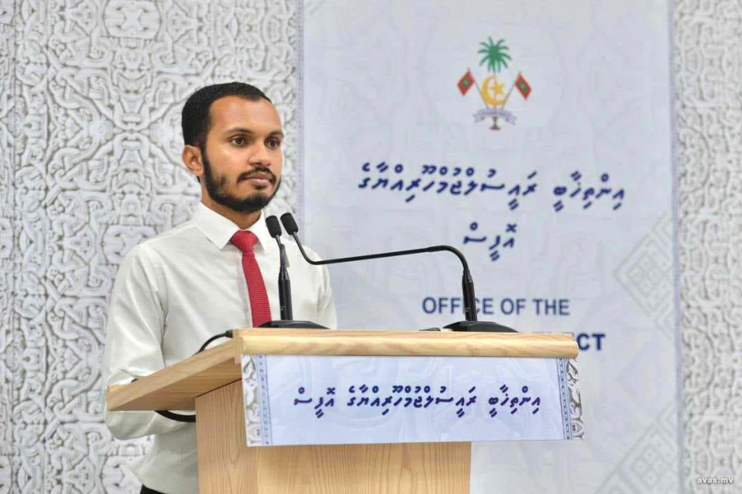 Image for ކޮންގްރެސް ޕާޓީގެ ތަރުޖަމާނުކަމަށް އަލްއުސްތާޛު ފިރުޒުލް  service